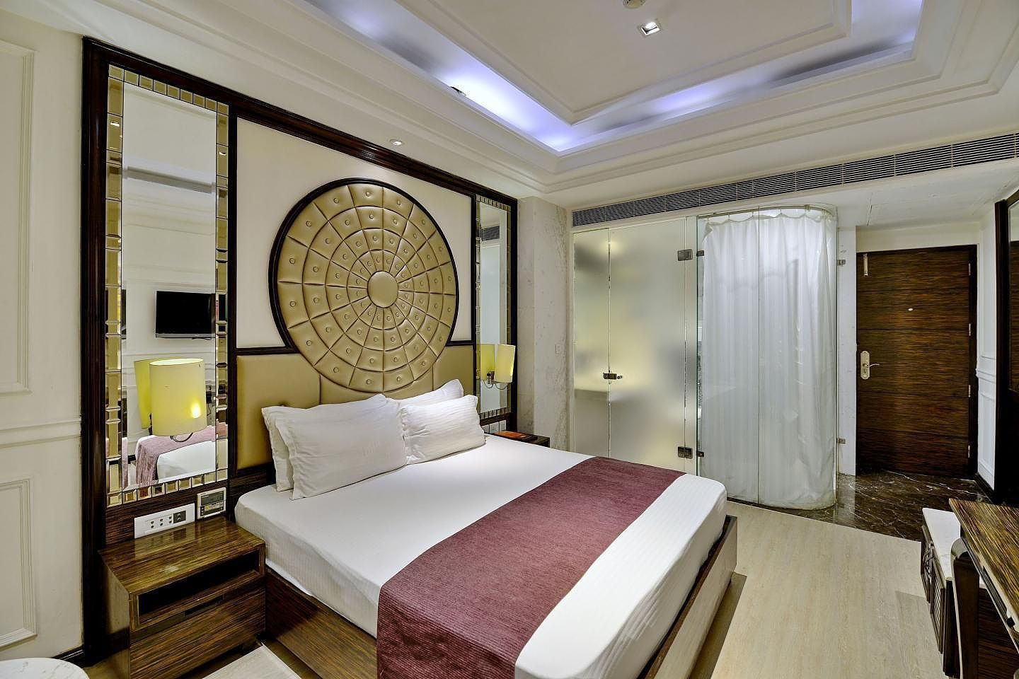 Grand Deluxe Room with Exclusive Food Deal