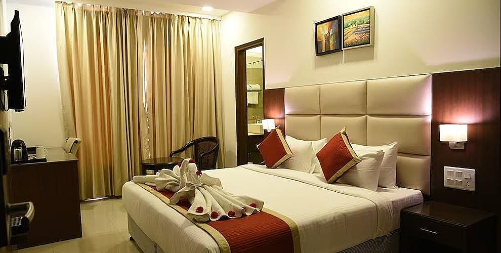Hotel Mandarin Square Deluxe Room 2