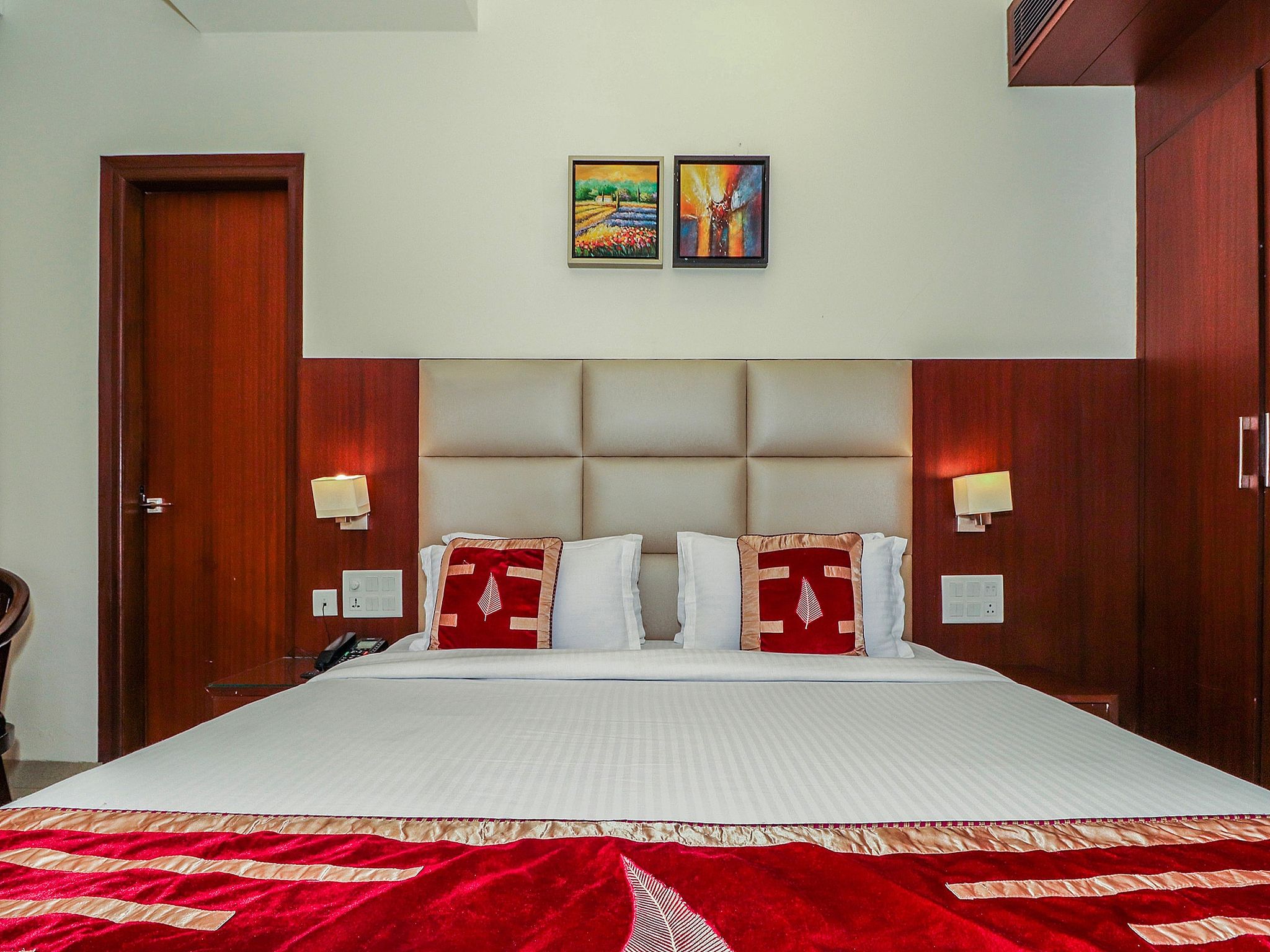 Hotel Mandarin Square Deluxe Room 8