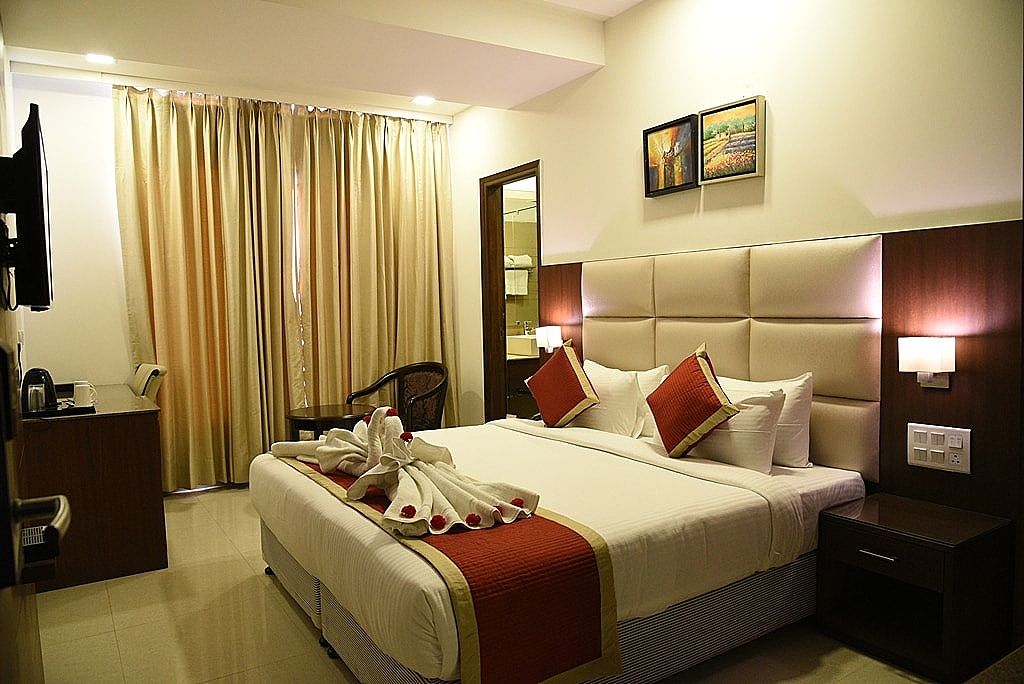 Hotel Mandarin Square Deluxe Room 11