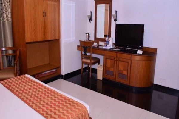 Hotel Supreme Heritage Standard Room 7