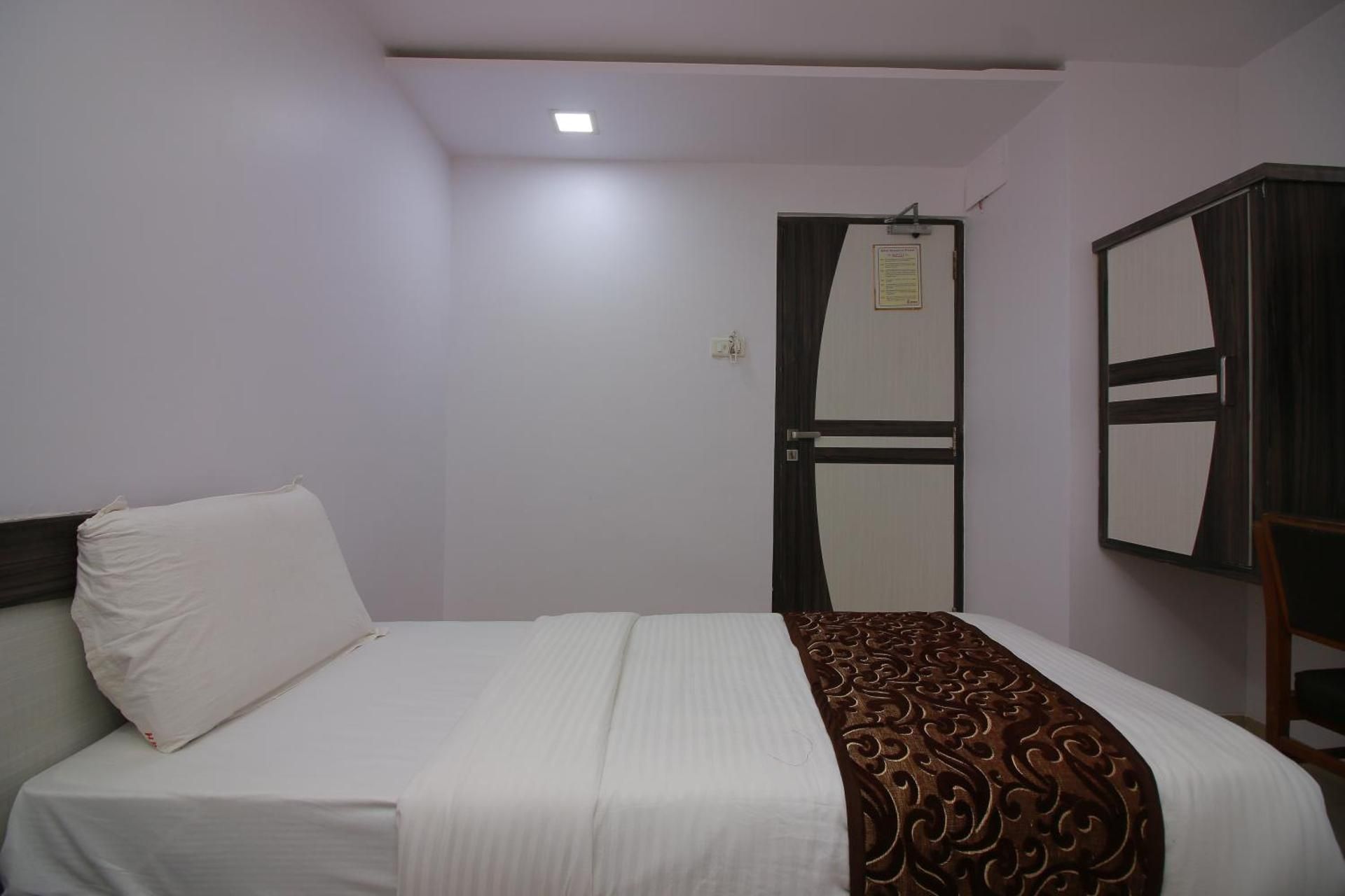 Hotel Apex Deluxe Non Ac Room 11