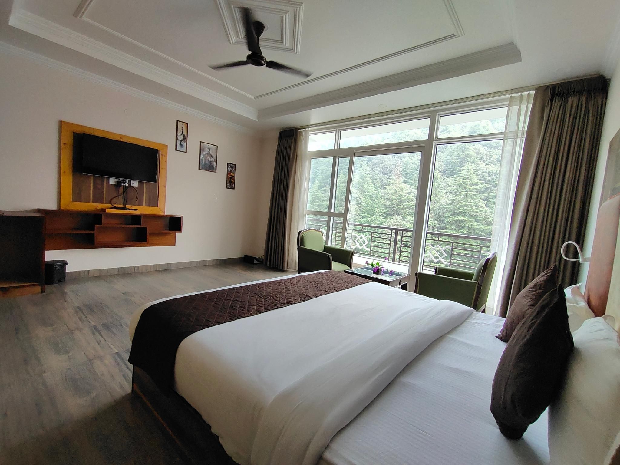 Luxury Room without Balcony