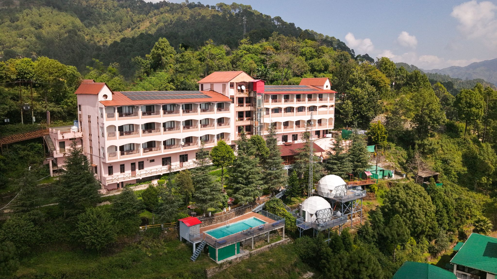 ECKO Kasang Regency Hill Resort 
