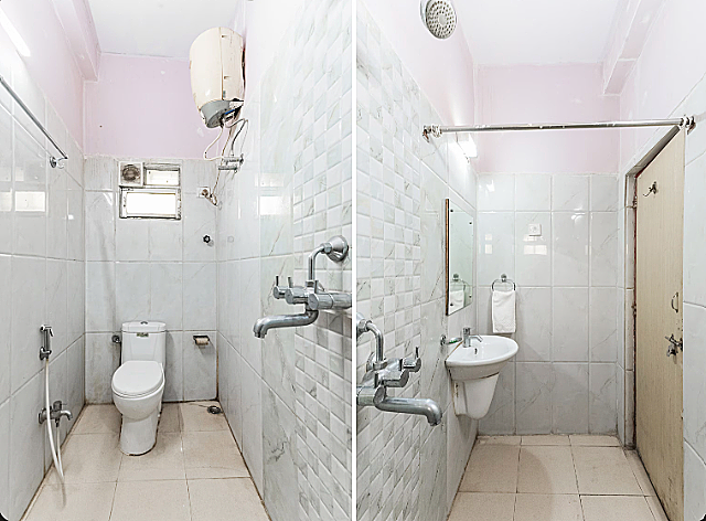 Deluxe Room with Attached Bathroom