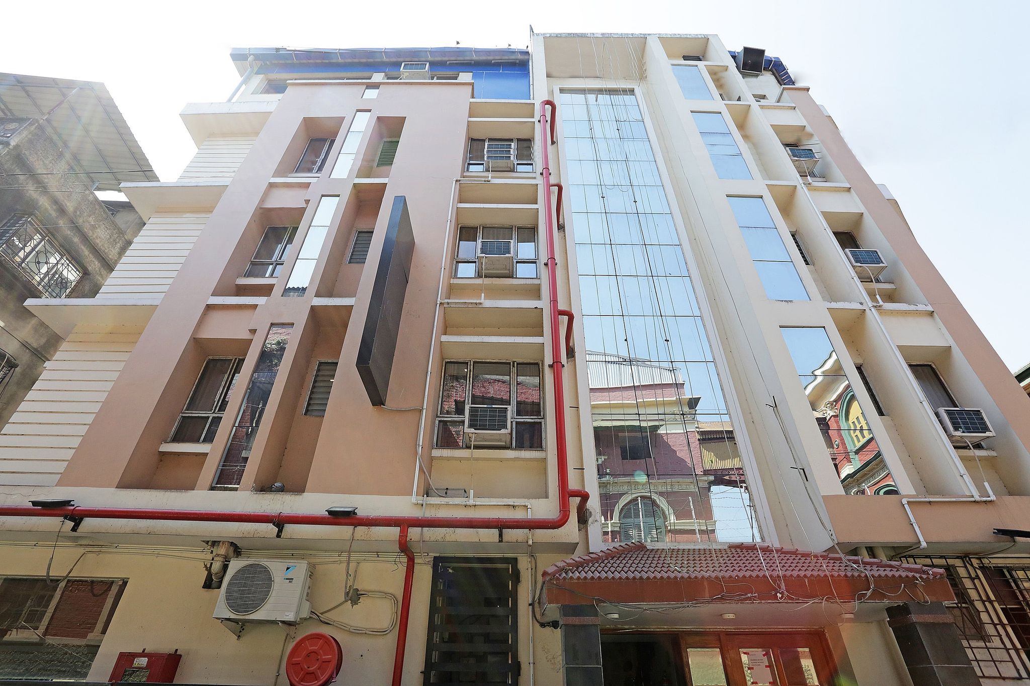 Hotel Diamond Plaza Bowbazar, Kolkata