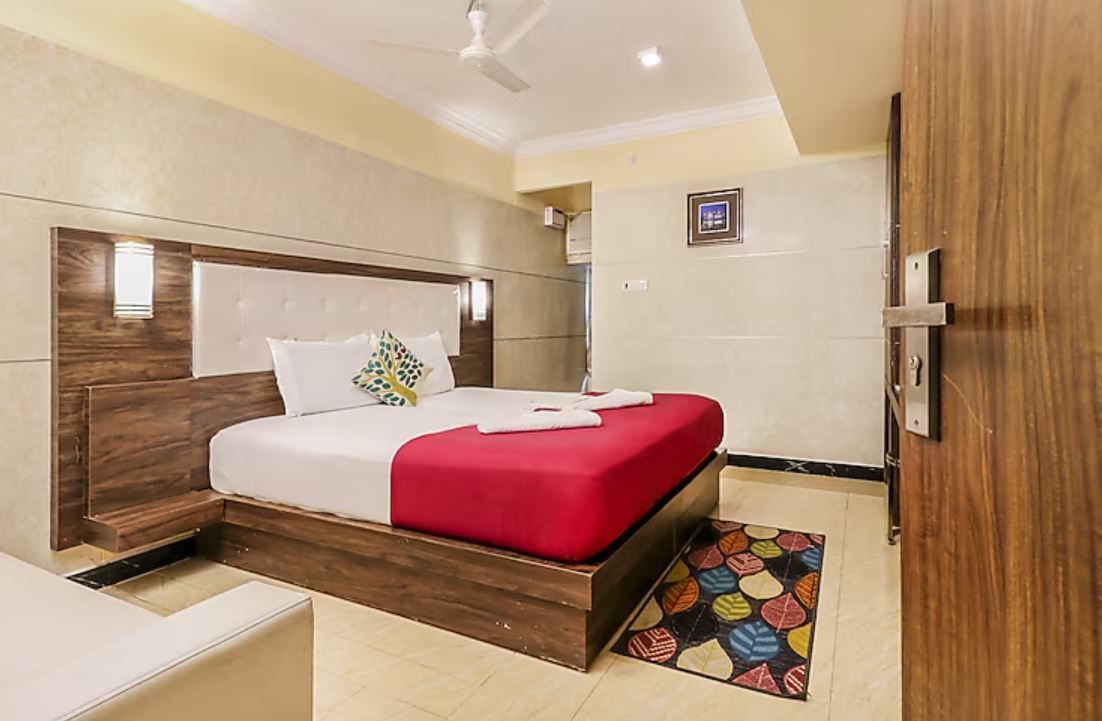 SSK Grand  Deluxe Room AC 2