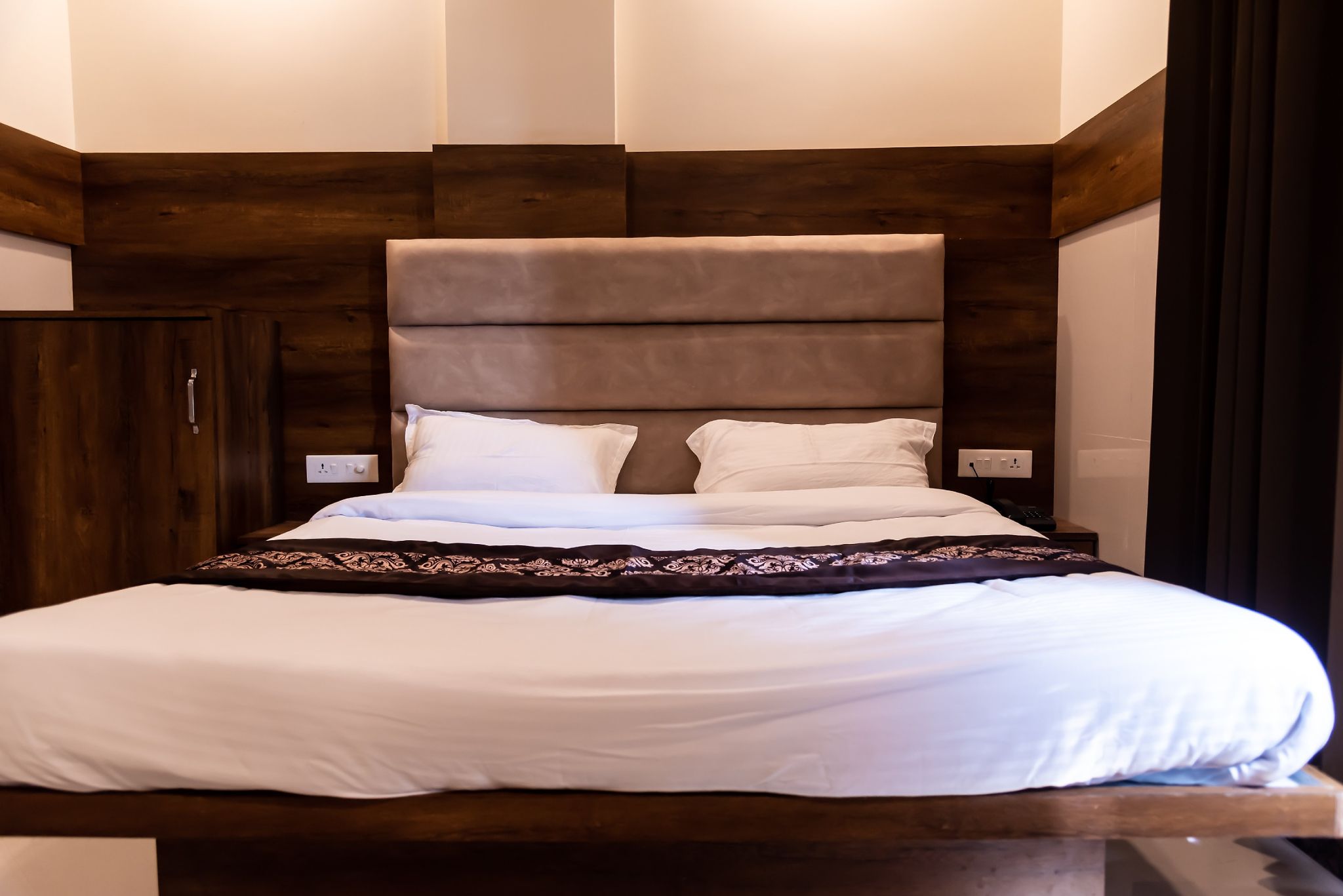 Deluxe Double Bed Room