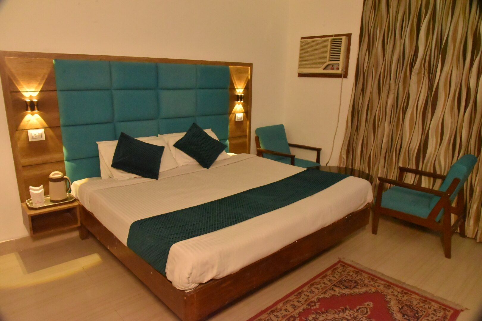 Double Bed AC Room