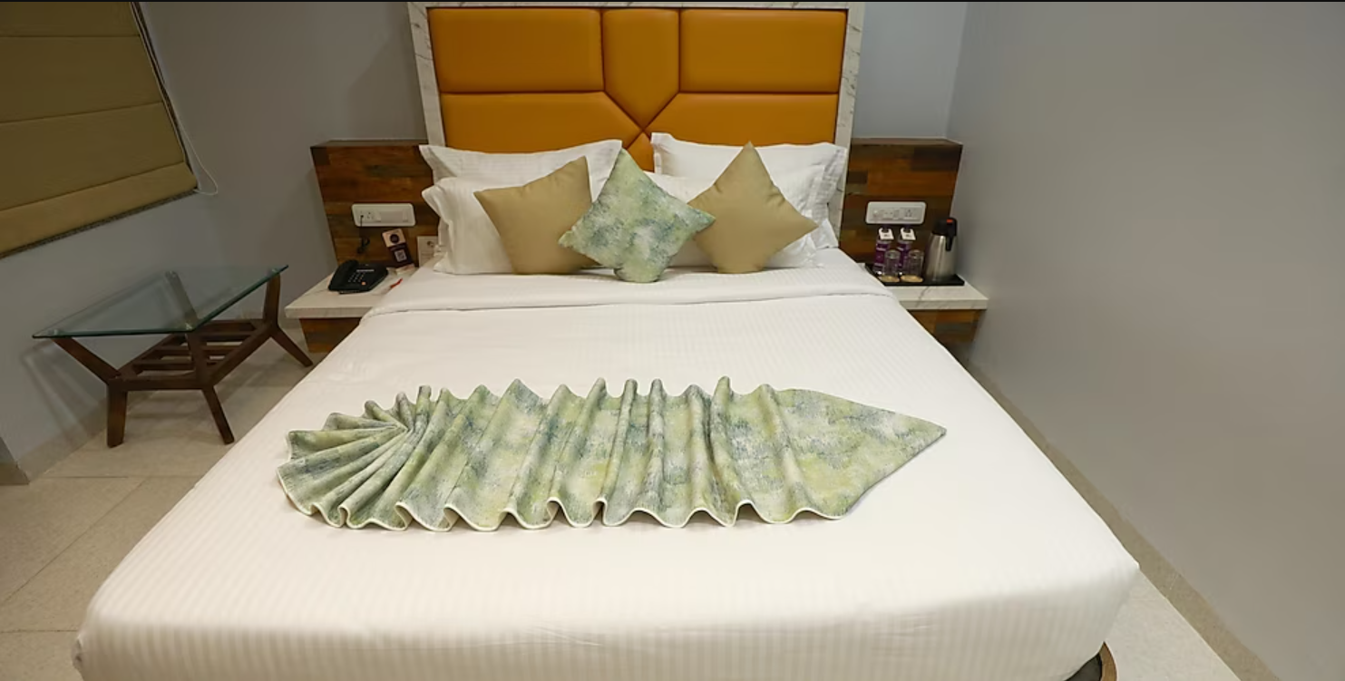 Hotel The Grand Ladhukara Deluxe Room (Non View Room)