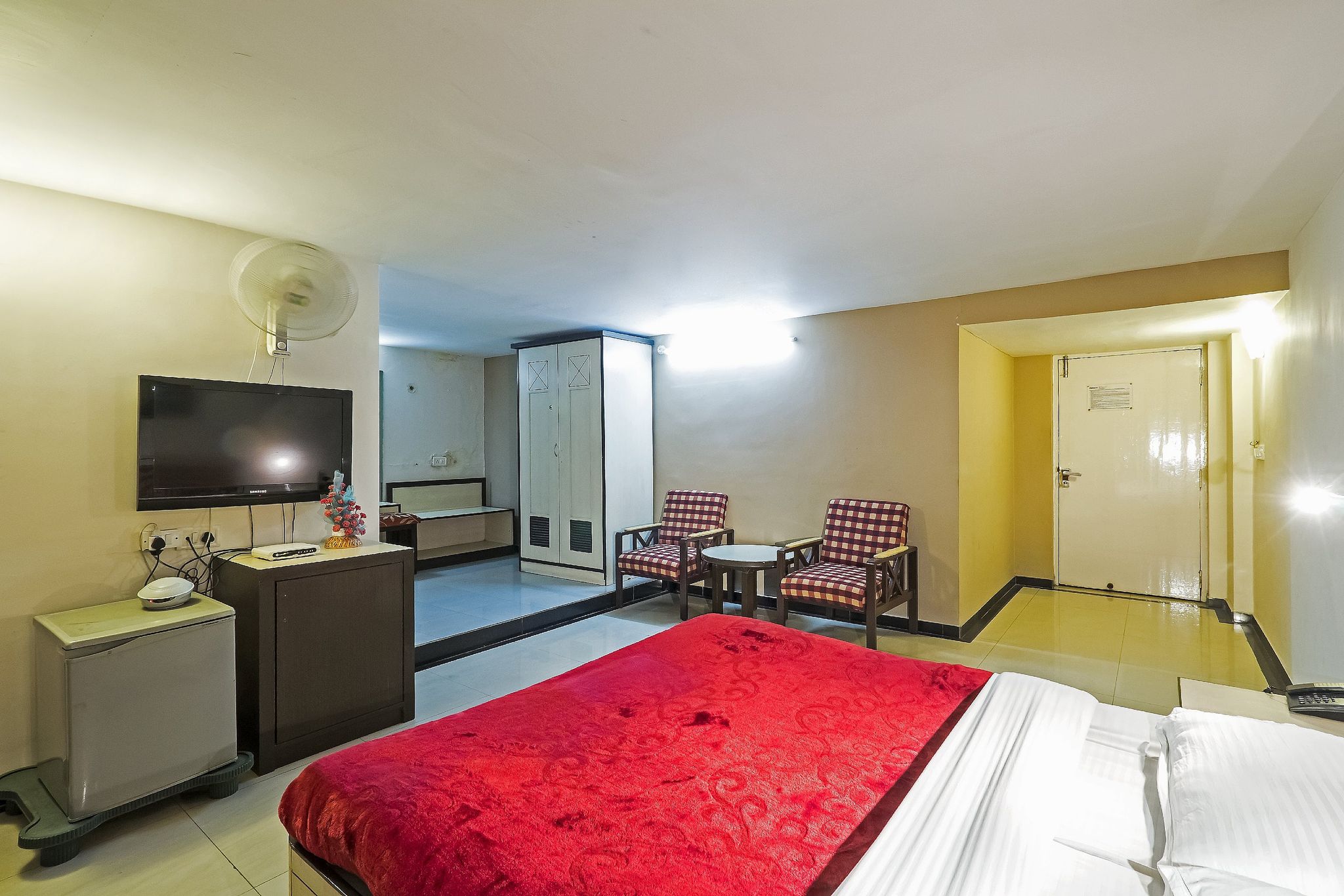 Hotel Parklane Executive Deluxe Room 5