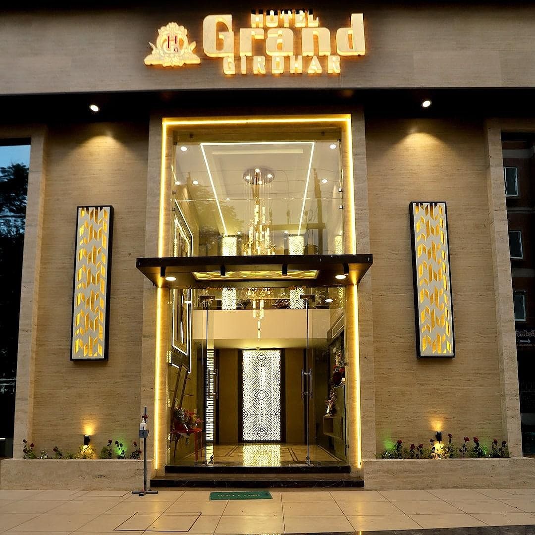 Hotel Grand Girdhar