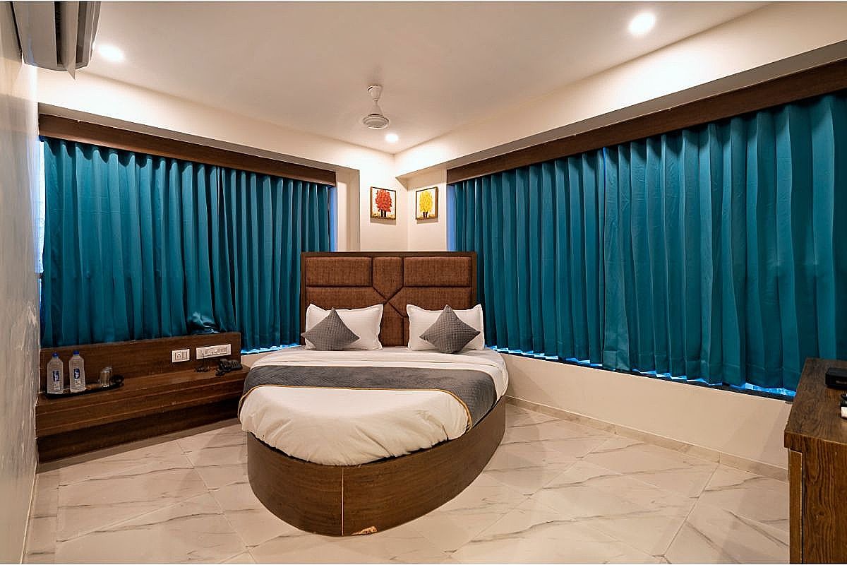 Hotel Royal 24 Deluxe Room 3