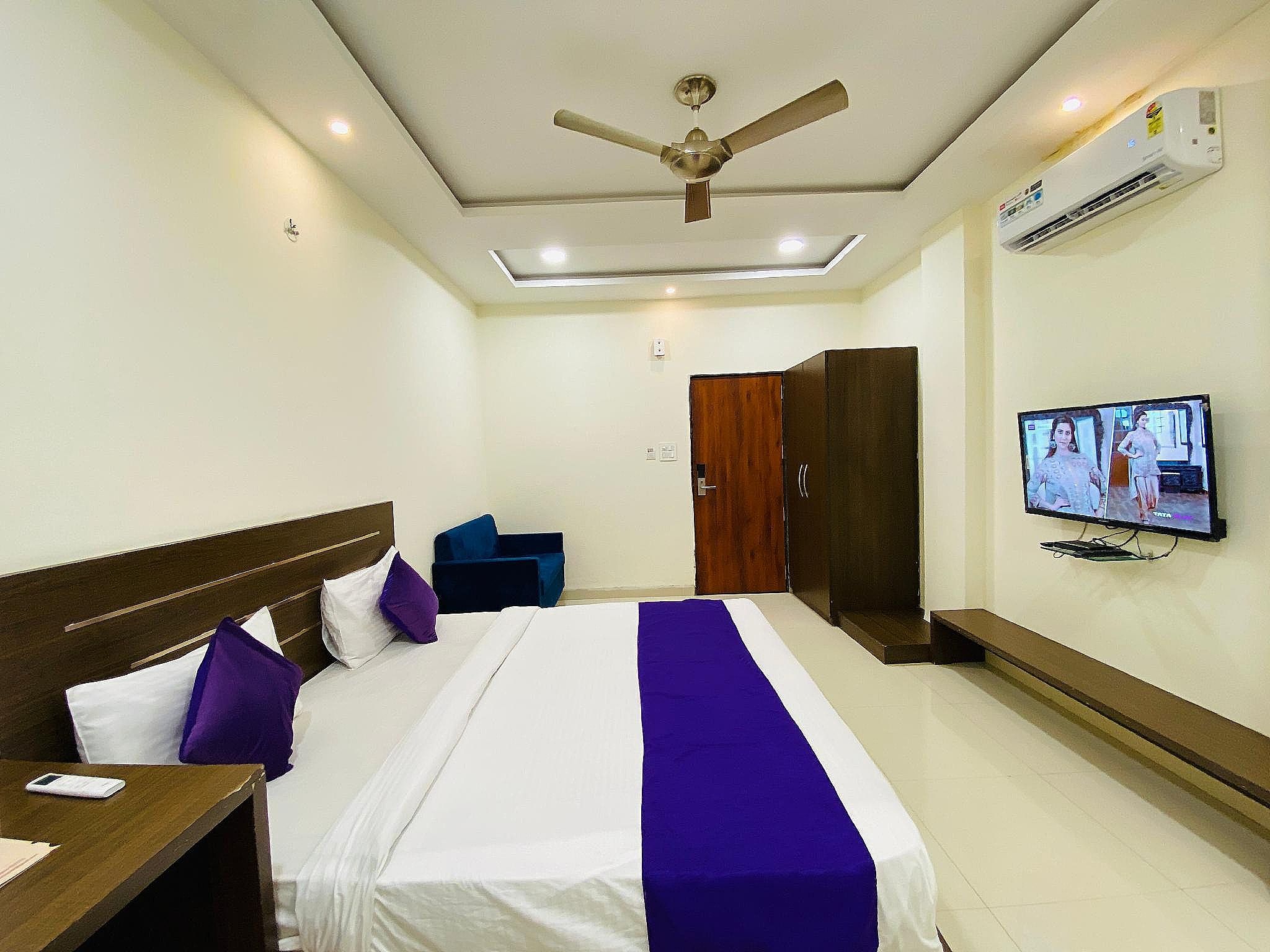 Delux Non AC Room
