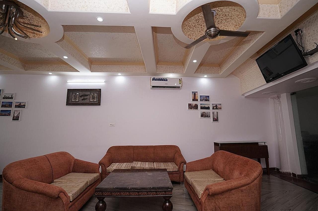 undefined Hotel Lecston inn 3