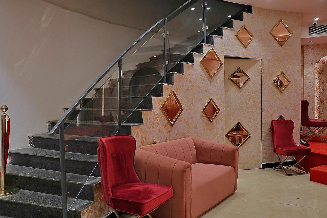 undefined The Eliot Hotel & Banquet 3