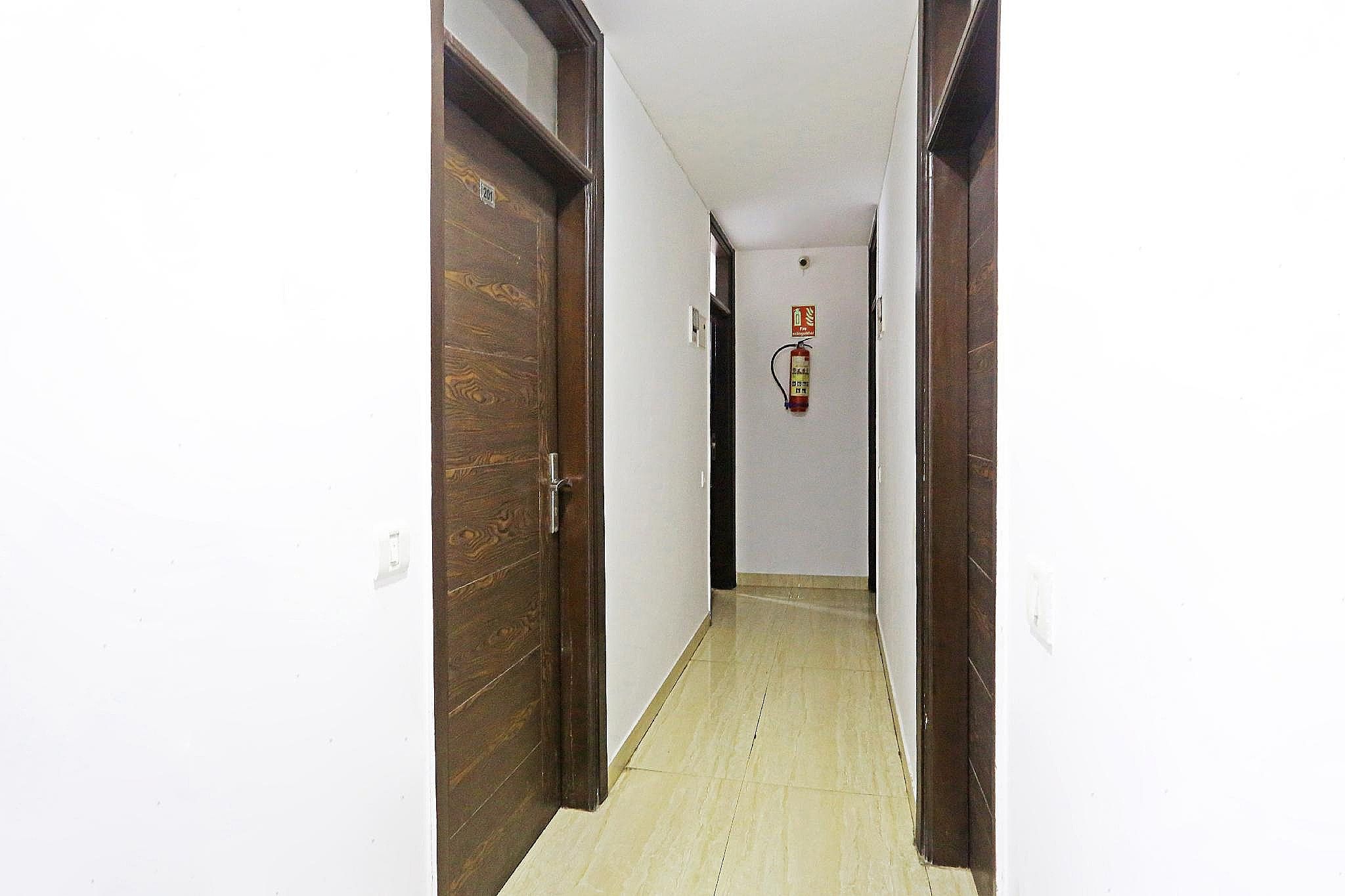 undefined Mauryan Elite Hotel Lajpat Nagar 2