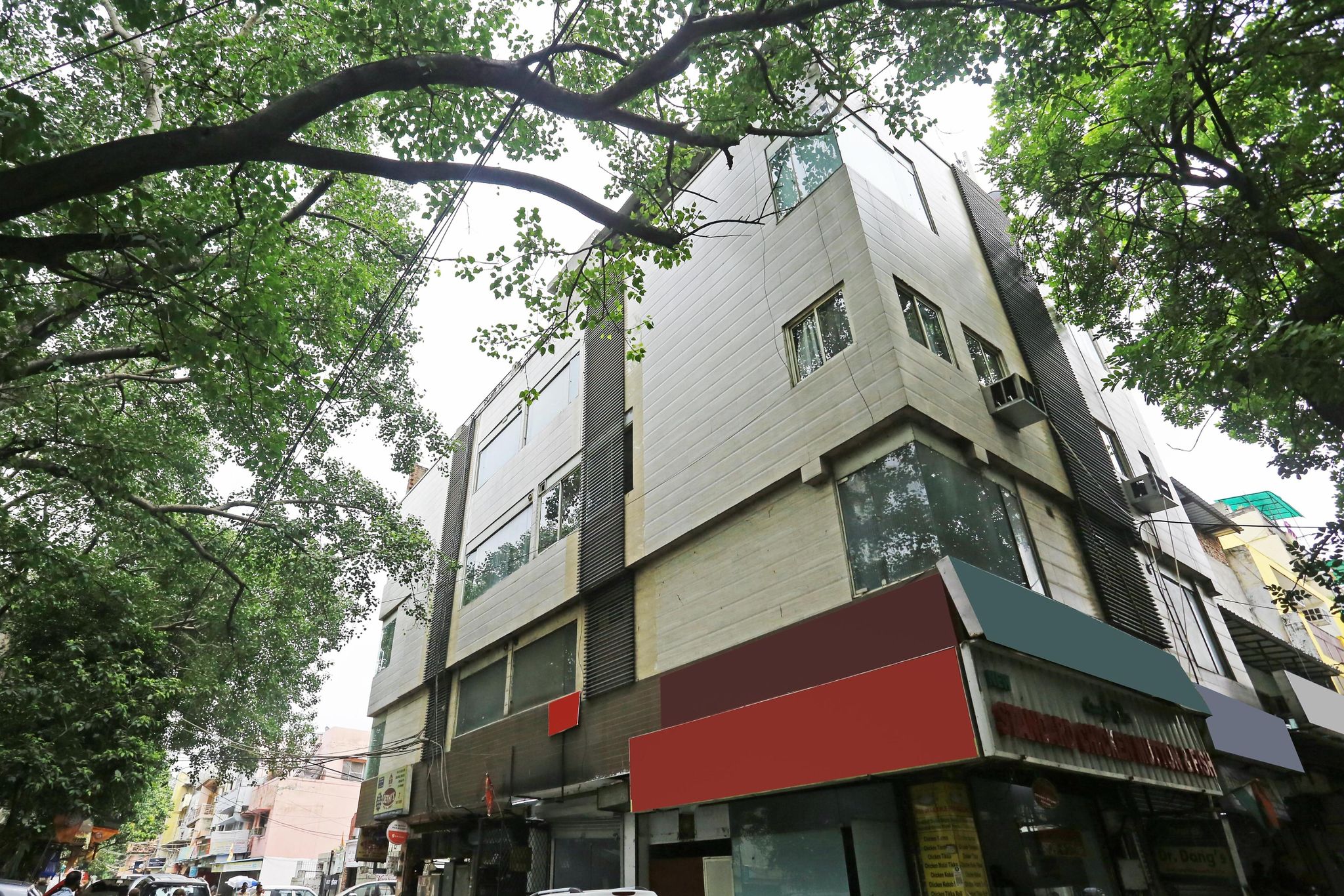 undefined Mauryan Elite Hotel Lajpat Nagar 10