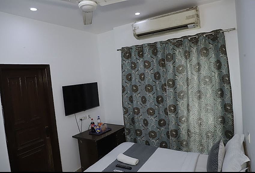 undefined Hotel Shilo Inn 9