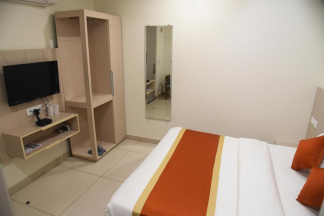 Hotel Hamilton Deluxe room 3