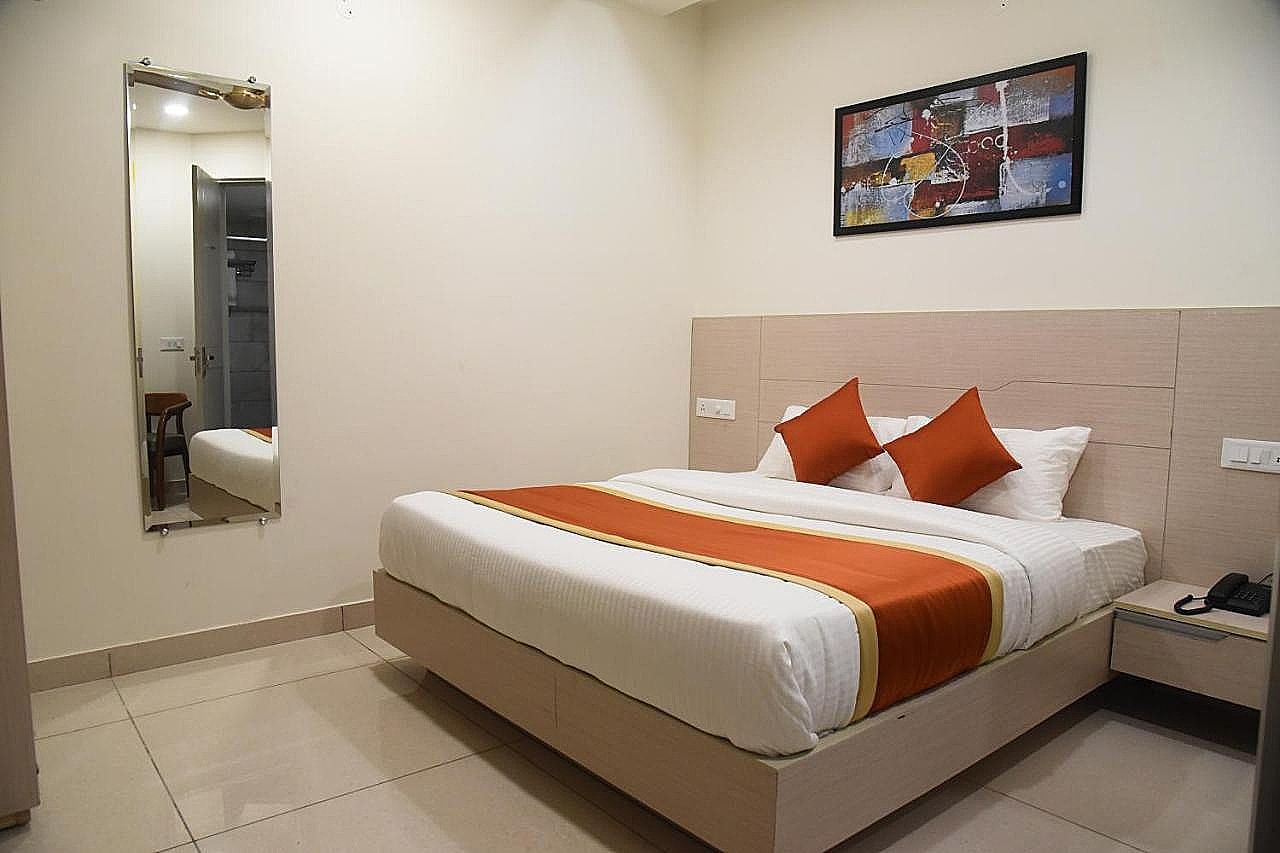 Hotel Hamilton Deluxe room 4