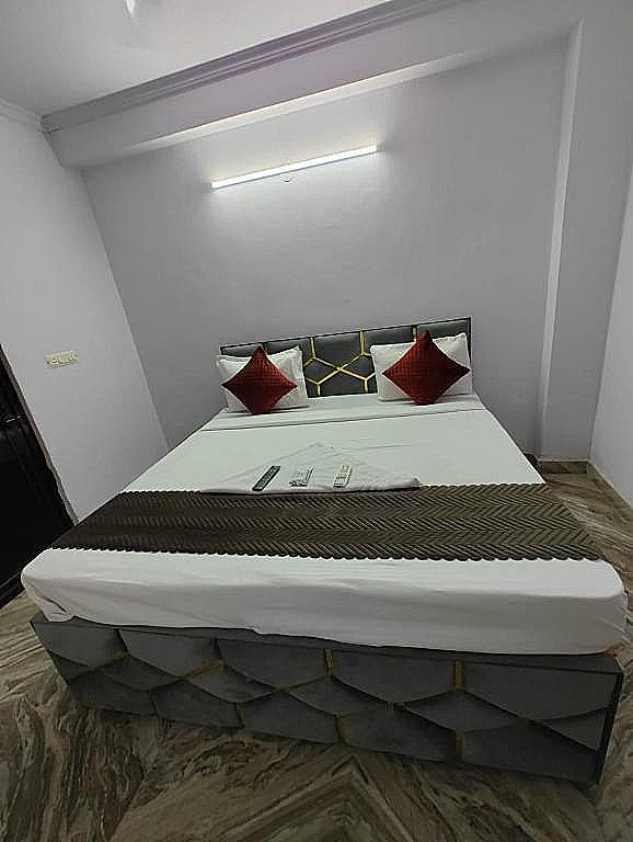 undefined Hotel Diamond Residency- Qutab Minar Mehrauli 7