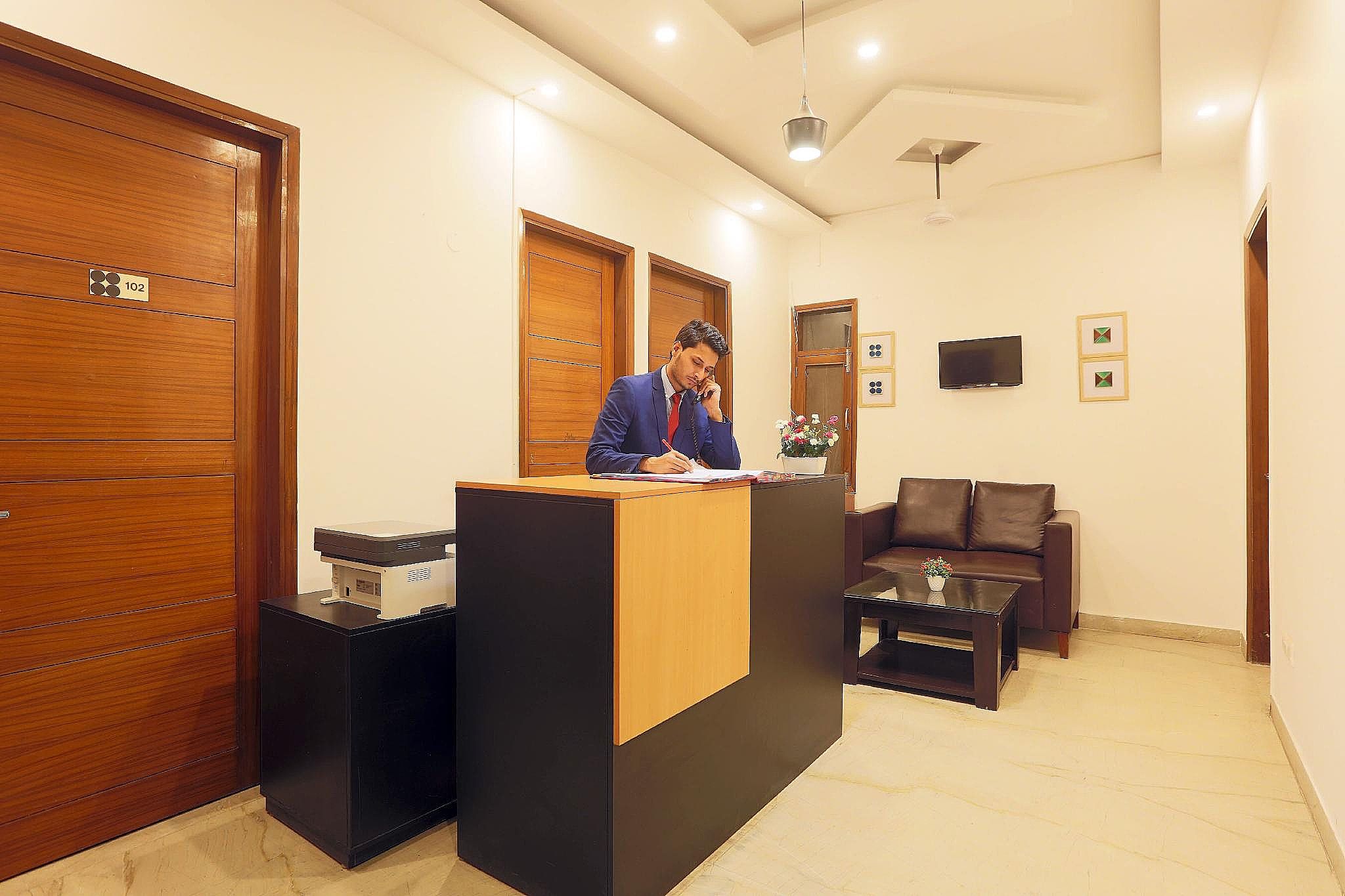undefined Hotel Ginger Palace 3
