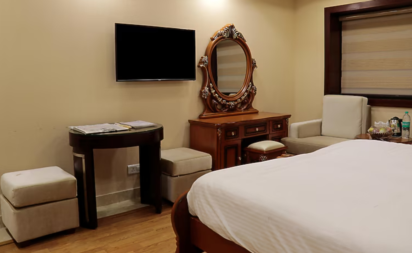 Family Room - Interconnected Rooms