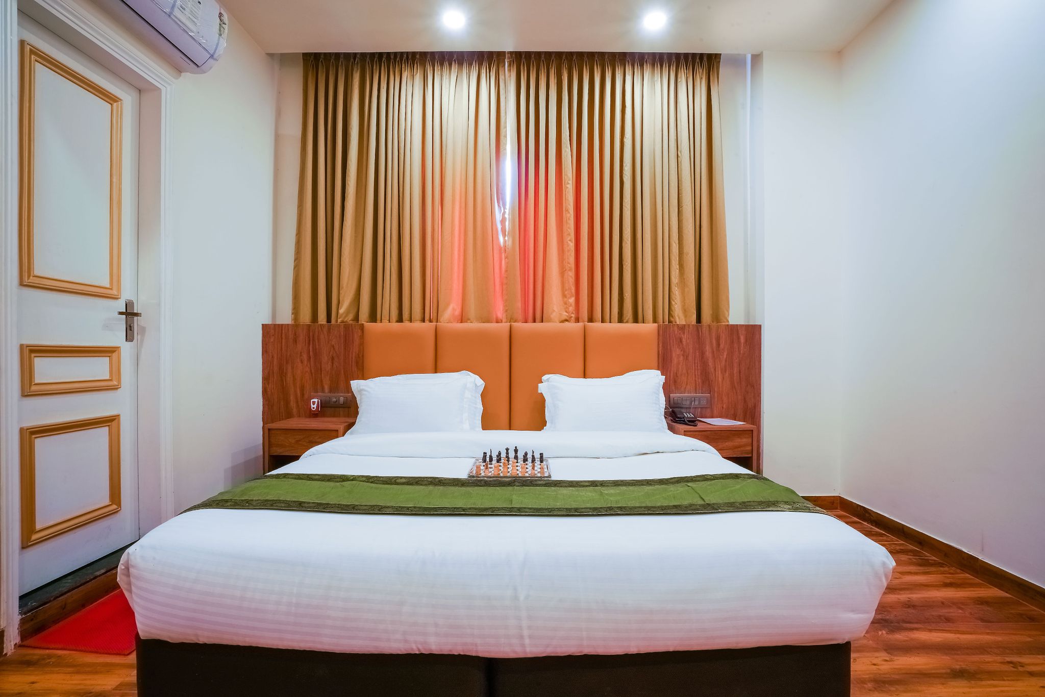 Evora Lawrence Road Deluxe Double Room 2