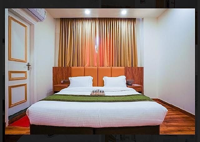 Evora Lawrence Road Deluxe Double Room 3