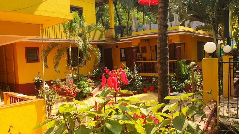 undefined Yellow House ( NO CHILD ALLOWED BELOW 12 YEARS) 8