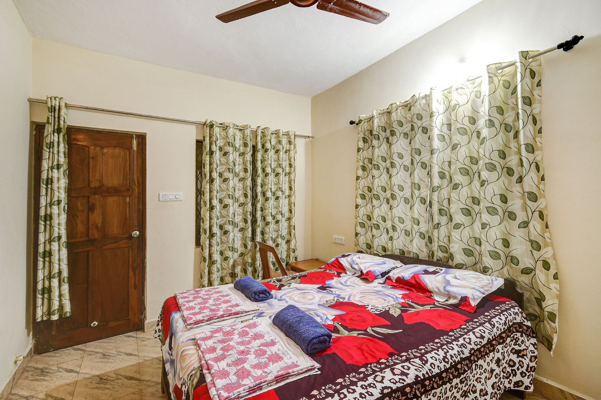 Yellow House ( NO CHILD ALLOWED BELOW 12 YEARS) Standard NON AC Room 3