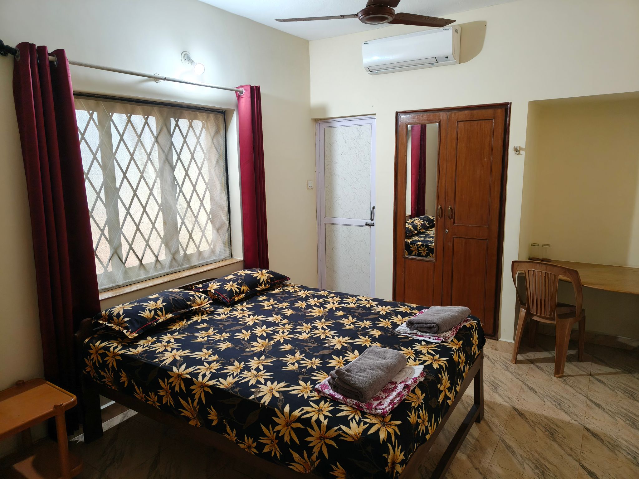 Deluxe AC Room