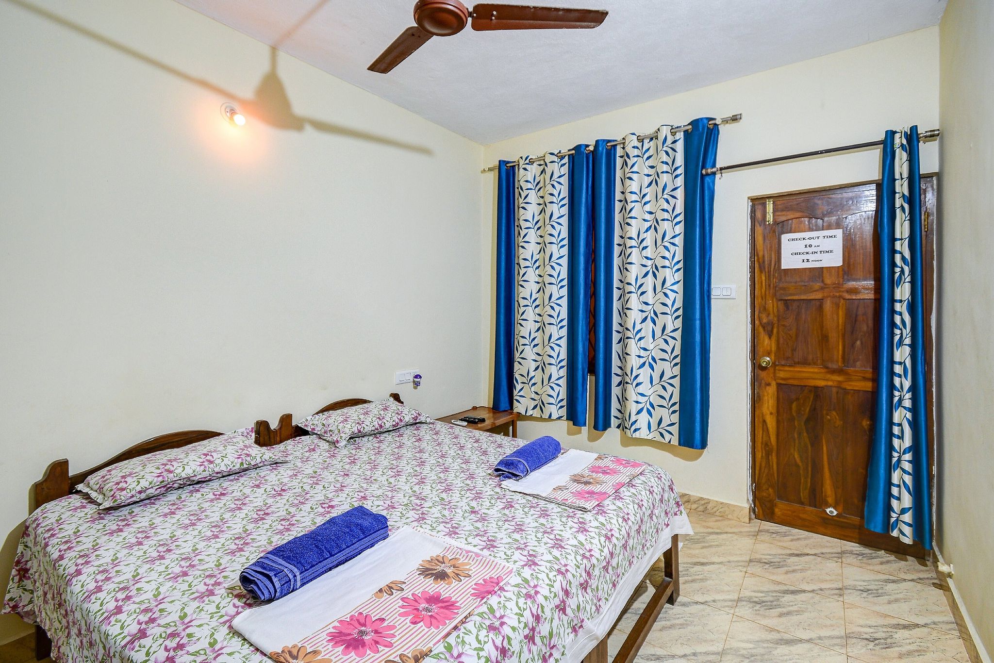 Yellow House ( NO CHILD ALLOWED BELOW 12 YEARS) Standard NON AC Room 4