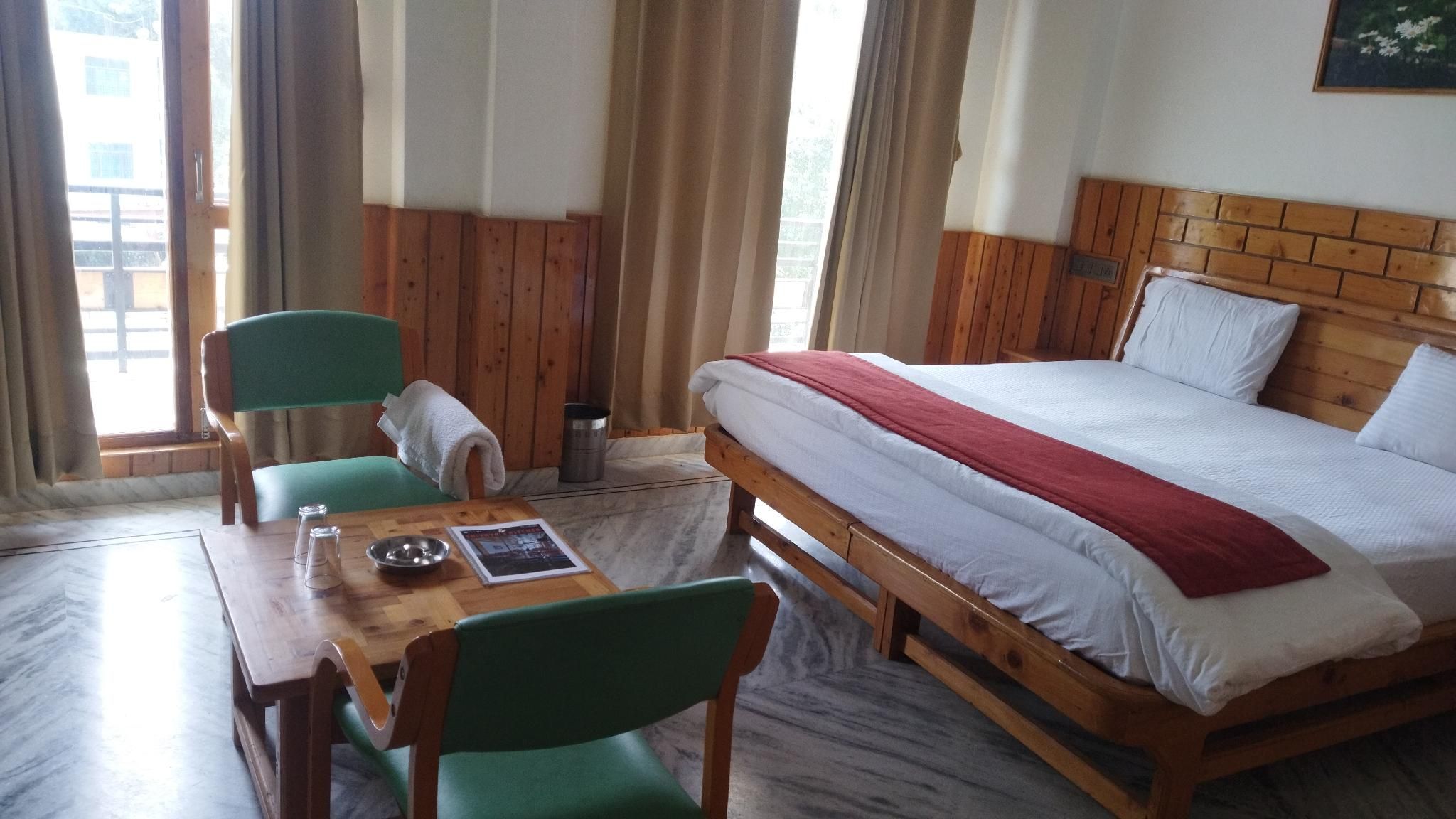 Wood Suite