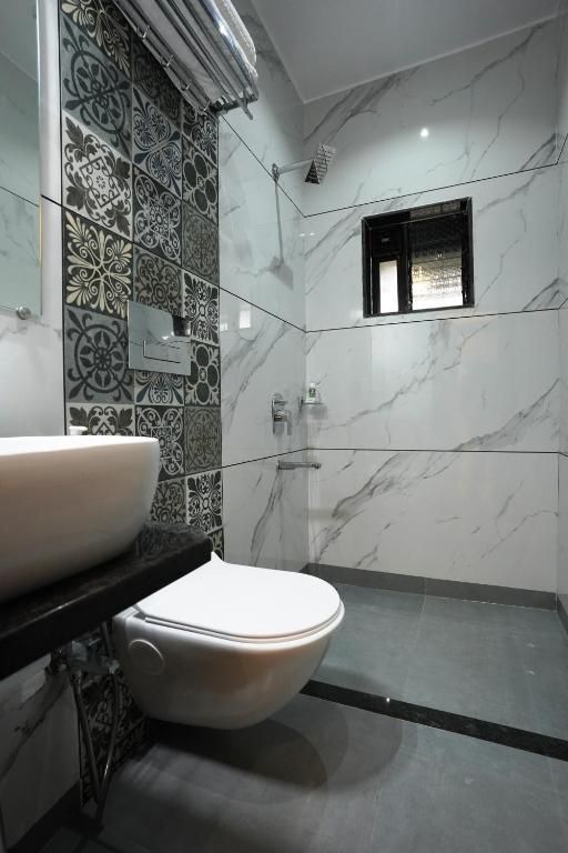 MEGH INN Deluxe Double Room 5