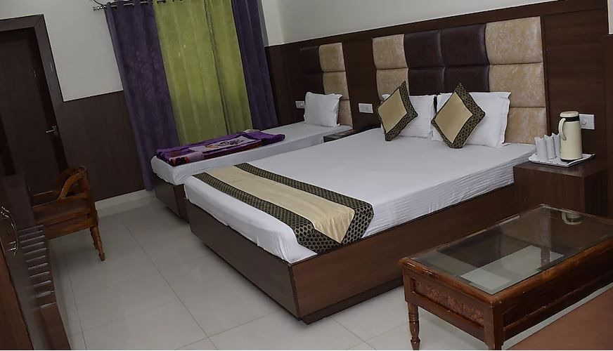 Deluxe Triple Bed Room