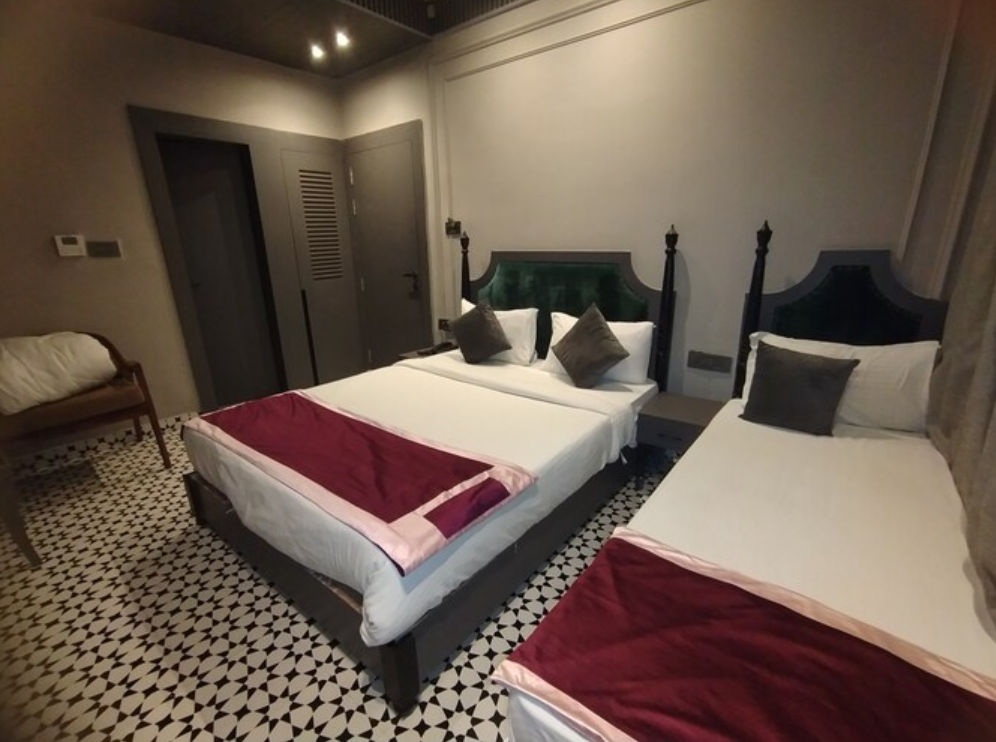 undefined Hotel The Palassio 8