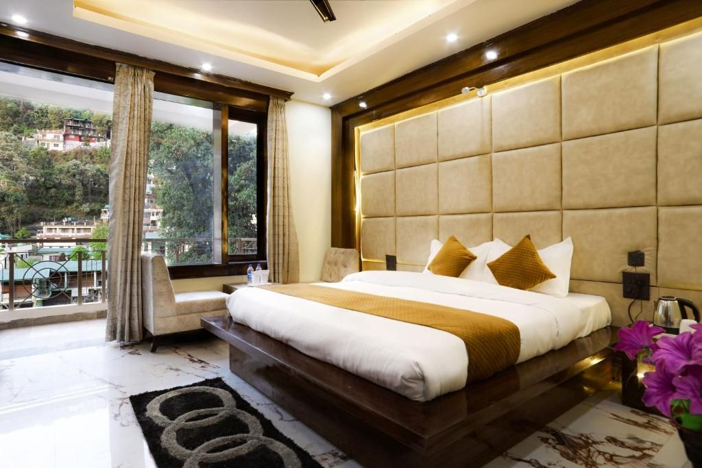 Hotel VinSober Monal (10Min Drive to Kainchi Dham) Executive Valley View Room 3