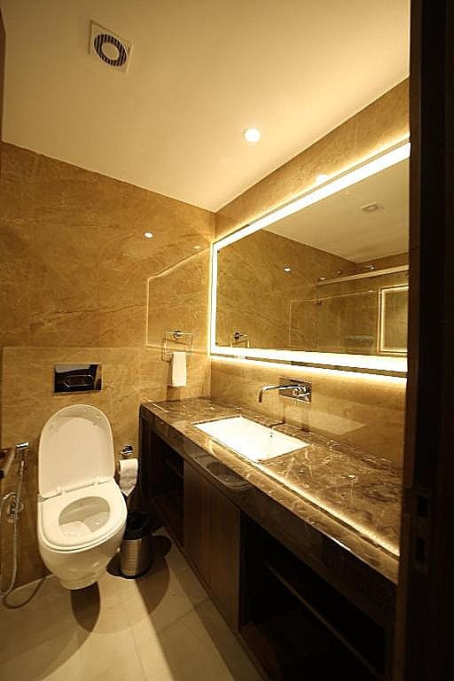 The Vilana Hotel ( 800m from Triveni Ghat ) Deluxe Twin Room 4
