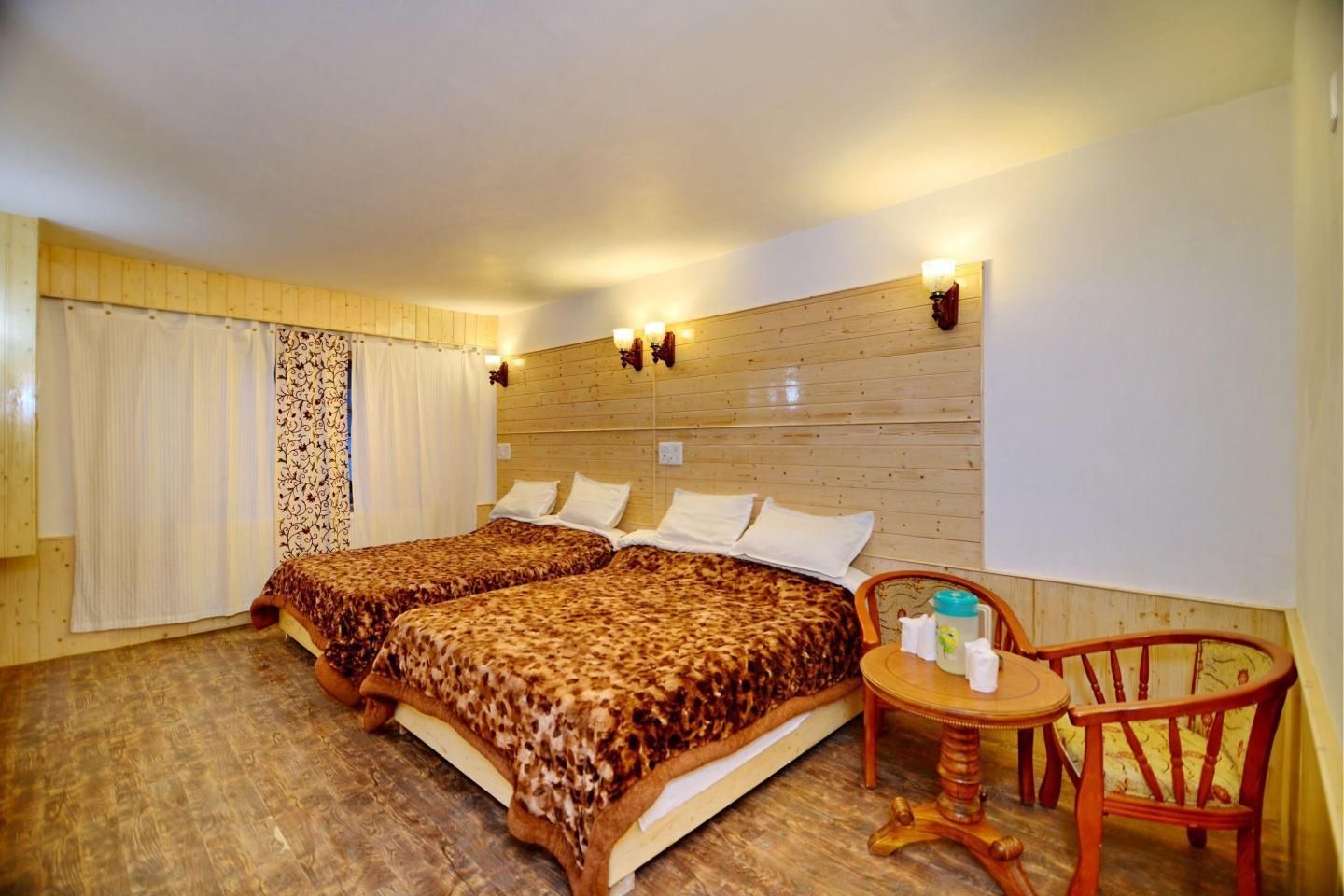 Hotel Fifth Season Pahalgam Deluxe 7