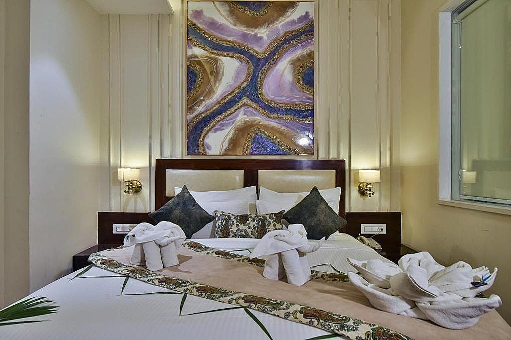 BR Grand Deluxe Room 10