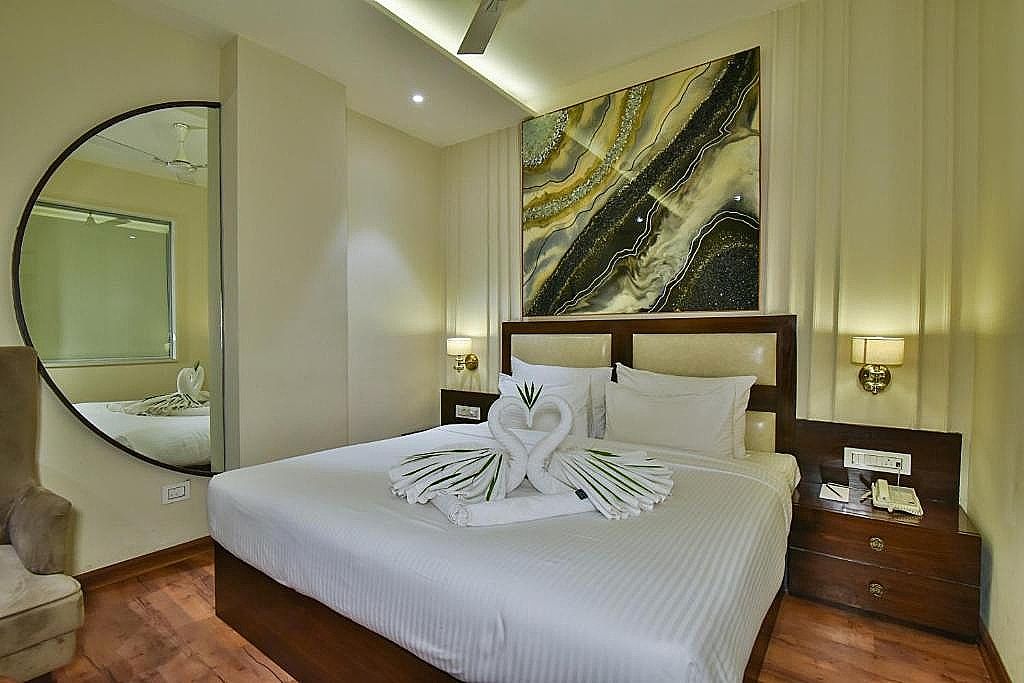 BR Grand Deluxe Room 13