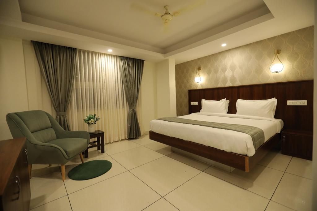 Superior King Room