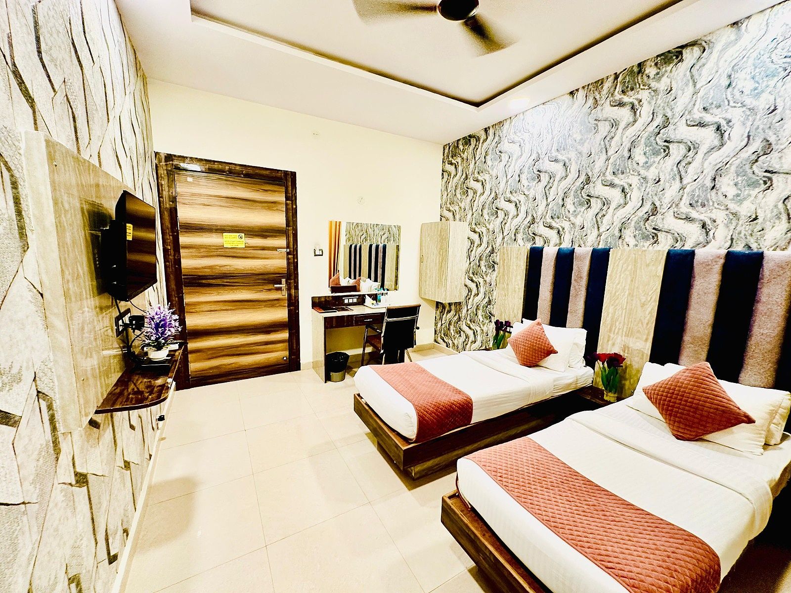 Executive Room Twin Bed