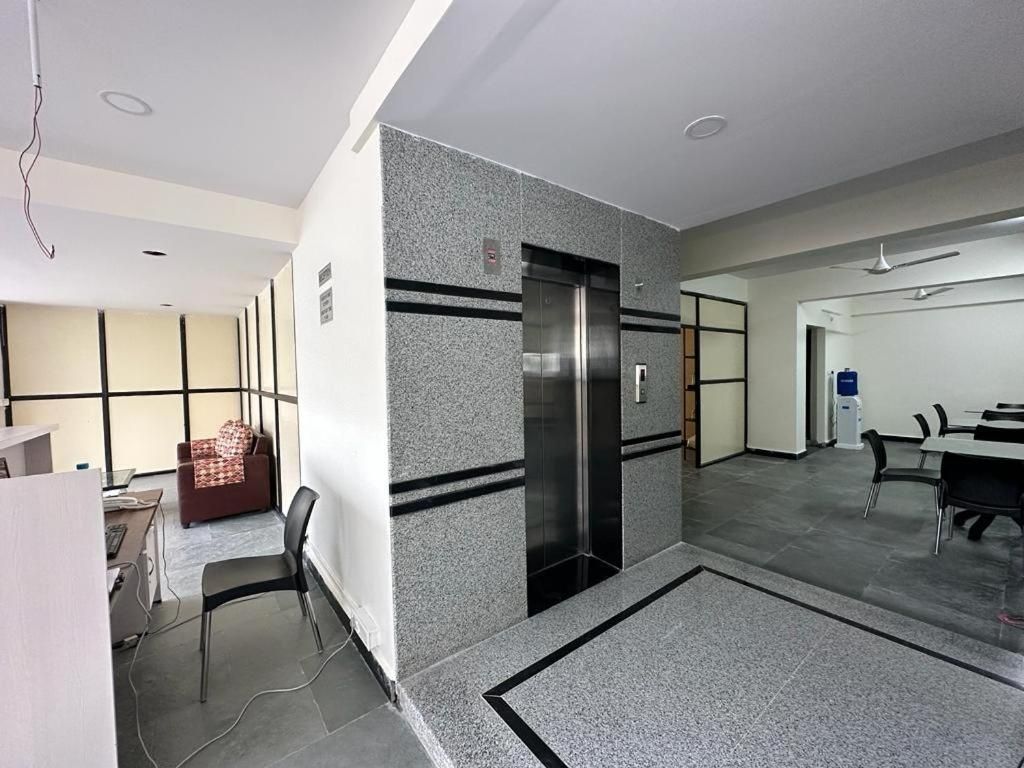 undefined Residence Retreat | 1-Bhk Apartment Near DLF Cyber City 8