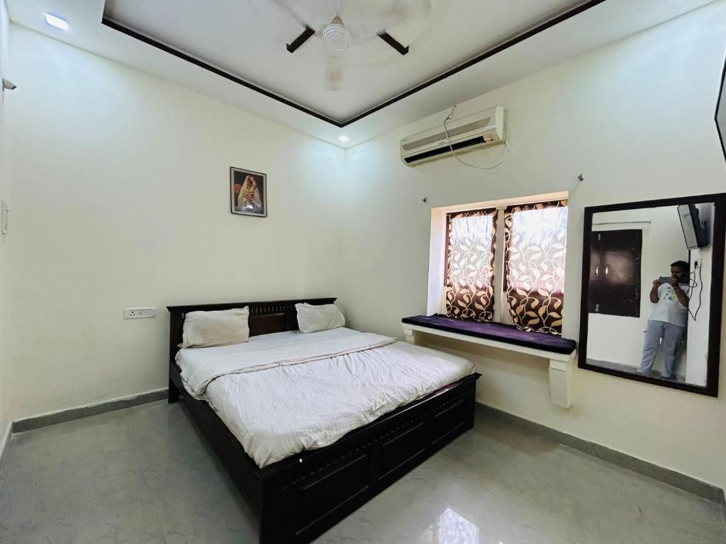 Hotel Sungold Jaisalmer Standard Double Room 5