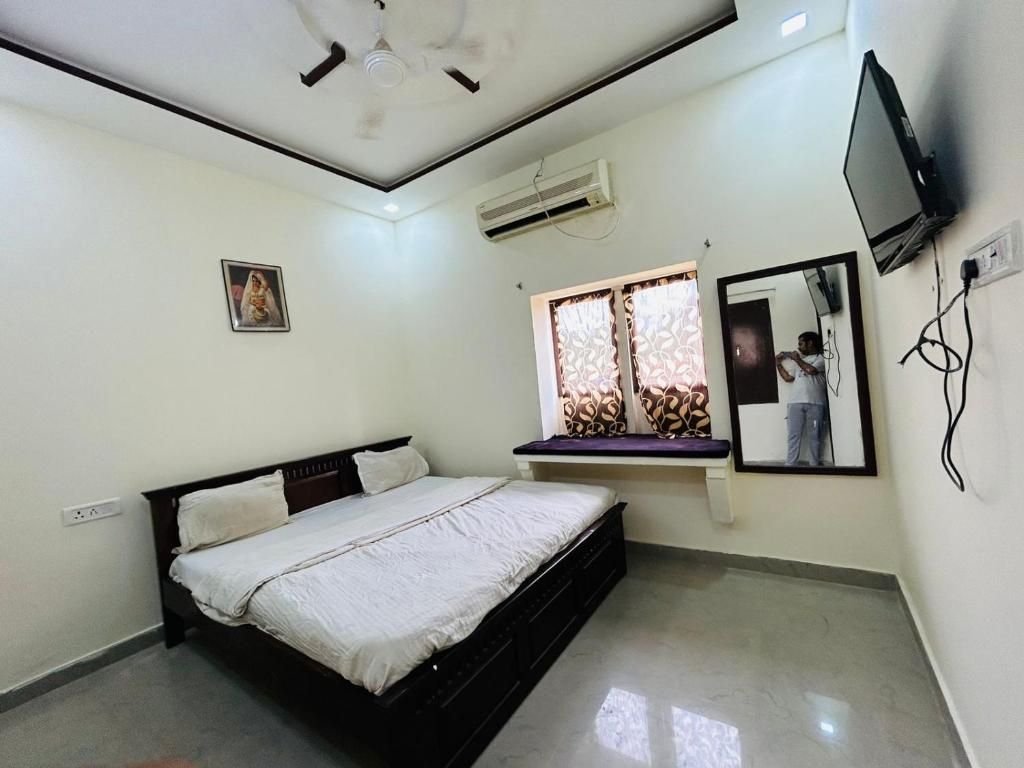 Hotel Sungold Jaisalmer Standard Double Room 6