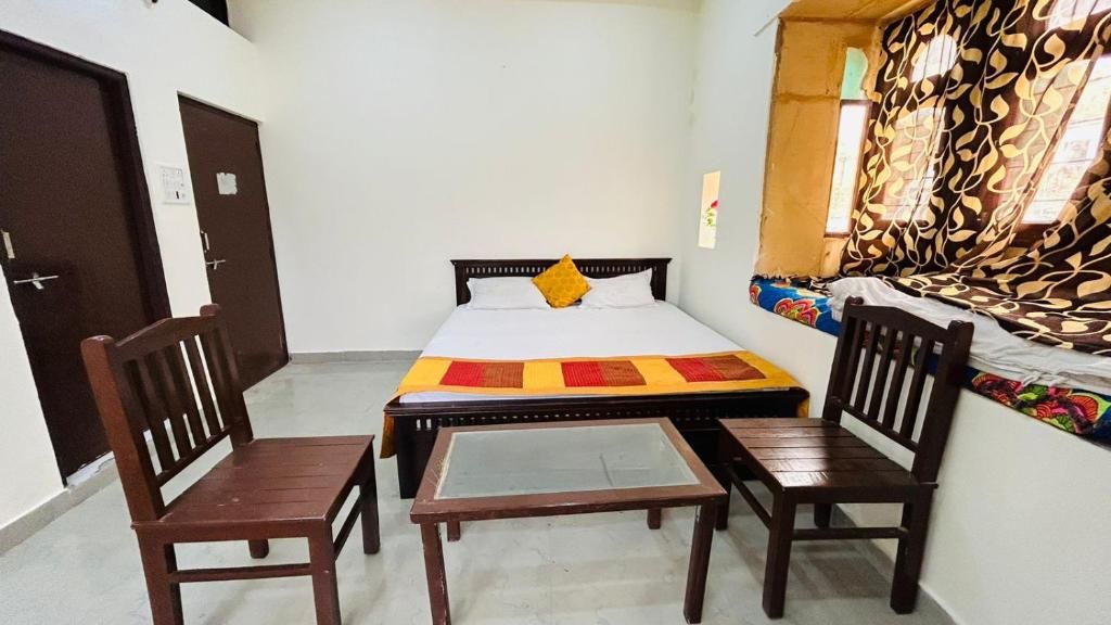 Hotel Sungold Jaisalmer Deluxe Double Room 3