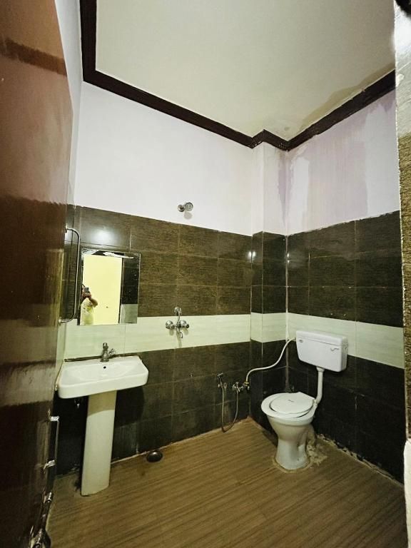 Hotel Sungold Jaisalmer Deluxe Double Room 4